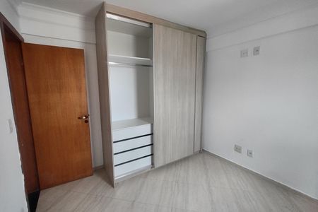Apartamento à venda com 180m², 3 quartos e 2 vagas Apartamento à venda com 180m², 3 quartos e 2 vagasSuíte 1