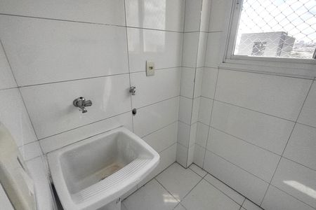 Apartamento à venda com 180m², 3 quartos e 2 vagas Apartamento à venda com 180m², 3 quartos e 2 vagasÁrea de Serviço