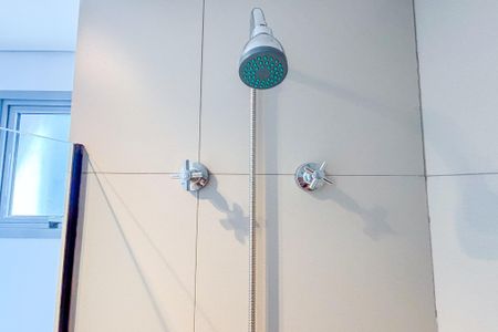 Studio para alugar com 29m², 1 quarto e 1 vaga Studio para alugar com 29m², 1 quarto e 1 vagaBanheiro