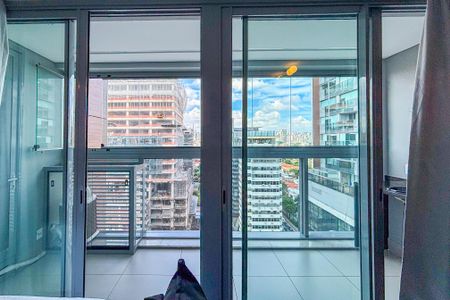 Studio para alugar com 29m², 1 quarto e 1 vaga Studio para alugar com 29m², 1 quarto e 1 vagaVaranda