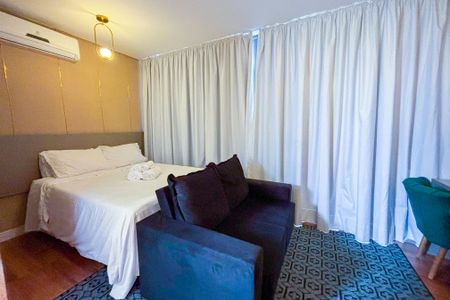 Studio para alugar com 29m², 1 quarto e 1 vaga Studio para alugar com 29m², 1 quarto e 1 vagaStudio