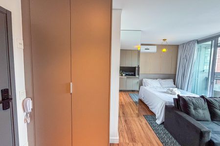 Studio para alugar com 29m², 1 quarto e 1 vaga Studio para alugar com 29m², 1 quarto e 1 vagaStudio