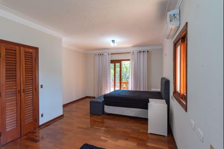 Casa para alugar com 400m², 4 quartos e 3 vagas Casa para alugar com 400m², 4 quartos e 3 vagasSuíte 3