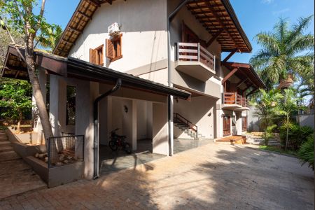 Casa para alugar com 400m², 4 quartos e 3 vagas Casa para alugar com 400m², 4 quartos e 3 vagasFachada