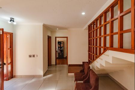 Casa para alugar com 400m², 4 quartos e 3 vagas Casa para alugar com 400m², 4 quartos e 3 vagasSala de Visitas