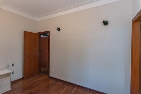 Casa para alugar com 400m², 4 quartos e 3 vagas Casa para alugar com 400m², 4 quartos e 3 vagasSuíte 1