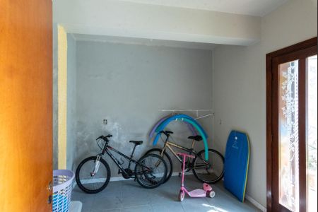 Casa para alugar com 400m², 4 quartos e 3 vagas Casa para alugar com 400m², 4 quartos e 3 vagasCasa de Hospedes