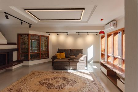 Casa para alugar com 400m², 4 quartos e 3 vagas Casa para alugar com 400m², 4 quartos e 3 vagasSala de Visitas