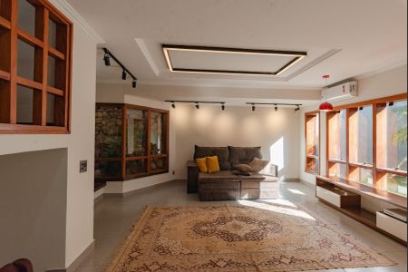 Casa para alugar com 400m², 4 quartos e 3 vagas Casa para alugar com 400m², 4 quartos e 3 vagasSala de Visitas