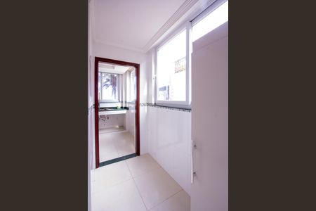 Casa para alugar com 500m², 6 quartos e 4 vagas Casa para alugar com 500m², 6 quartos e 4 vagasÁrea de Serviço