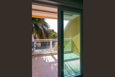 Casa para alugar com 500m², 6 quartos e 4 vagas Casa para alugar com 500m², 6 quartos e 4 vagasVaranda 2 da Suíte 1