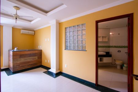 Casa para alugar com 500m², 6 quartos e 4 vagas Casa para alugar com 500m², 6 quartos e 4 vagasSuíte 3