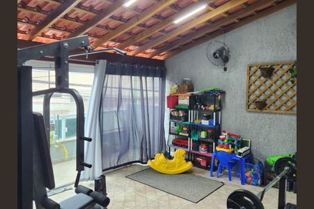 Casa à venda com 140m², 2 quartos e 2 vagas
