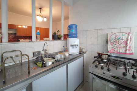 Casa à venda com 280m², 3 quartos e 2 vagas Casa à venda com 280m², 3 quartos e 2 vagasCozinha