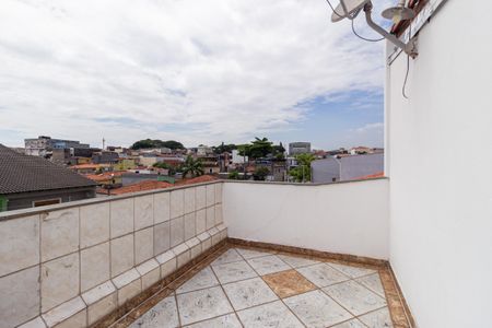 Casa à venda com 237m², 3 quartos e 4 vagas Casa à venda com 237m², 3 quartos e 4 vagasQuintal