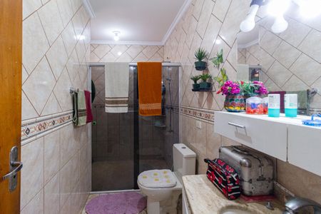 Casa à venda com 237m², 3 quartos e 4 vagas Casa à venda com 237m², 3 quartos e 4 vagasBanheiro da suíte