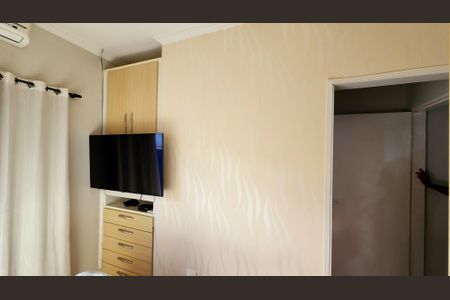 Casa à venda com 170m², 3 quartos e 2 vagas Casa à venda com 170m², 3 quartos e 2 vagasQuarto Suíte