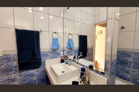 Casa à venda com 170m², 3 quartos e 2 vagas Casa à venda com 170m², 3 quartos e 2 vagasBanheiro da Suíte