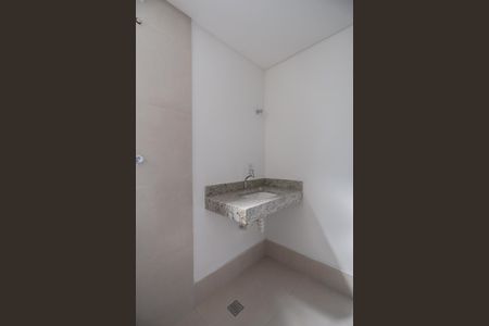 Apartamento à venda com 38m², 1 quarto e 1 vaga Apartamento à venda com 38m², 1 quarto e 1 vagaBanheiro da Suíte