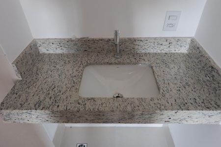 Apartamento à venda com 38m², 1 quarto e 1 vaga Apartamento à venda com 38m², 1 quarto e 1 vagaBanheiro da Suíte