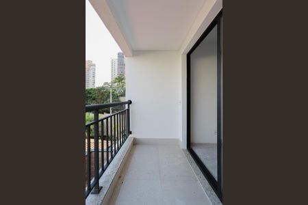 Apartamento à venda com 38m², 1 quarto e 1 vaga Apartamento à venda com 38m², 1 quarto e 1 vagaVaranda