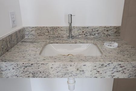 Apartamento à venda com 37m², 1 quarto e 1 vaga Apartamento à venda com 37m², 1 quarto e 1 vagaBanheiro da Suíte