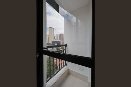 Apartamento à venda com 33m², 1 quarto e 1 vaga Apartamento à venda com 33m², 1 quarto e 1 vagaVaranda