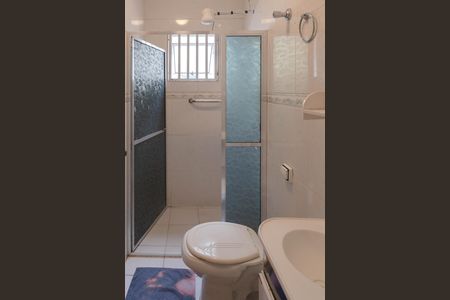 Casa à venda com 110m², 3 quartos e 2 vagas Casa à venda com 110m², 3 quartos e 2 vagasBanheiro da Suíte