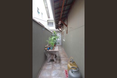 Casa à venda com 110m², 3 quartos e 2 vagas Casa à venda com 110m², 3 quartos e 2 vagasÁrea Externa