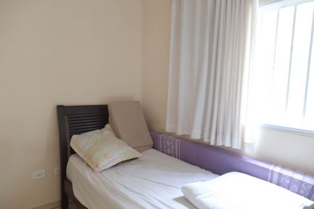 Casa à venda com 110m², 3 quartos e 2 vagas Casa à venda com 110m², 3 quartos e 2 vagasQuarto 2