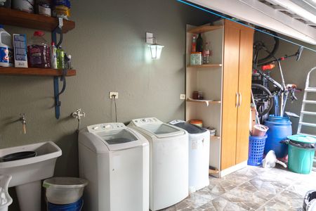 Casa à venda com 110m², 3 quartos e 2 vagas Casa à venda com 110m², 3 quartos e 2 vagasÁrea de Serviço