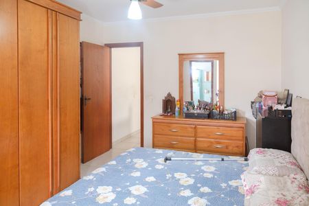 Casa à venda com 110m², 3 quartos e 2 vagas Casa à venda com 110m², 3 quartos e 2 vagasSuíte