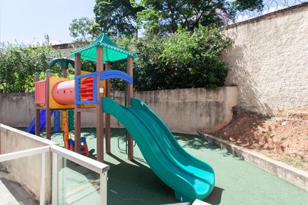 Apartamento à venda com 57m², 2 quartos e 1 vaga Apartamento à venda com 57m², 2 quartos e 1 vagaÁrea comum - Playground
