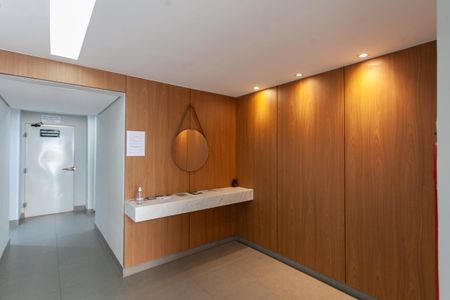 Apartamento à venda com 57m², 2 quartos e 1 vaga Apartamento à venda com 57m², 2 quartos e 1 vagaHall de entrada