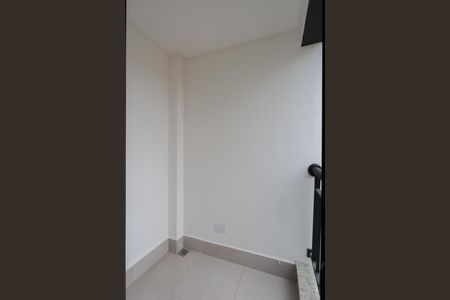 Apartamento à venda com 34m², 1 quarto e 1 vaga Apartamento à venda com 34m², 1 quarto e 1 vagaVaranda