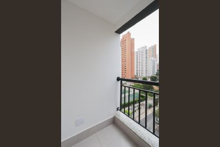 Apartamento à venda com 34m², 1 quarto e 1 vaga Apartamento à venda com 34m², 1 quarto e 1 vagaVaranda