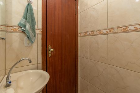 Casa à venda com 85m², 3 quartos e 1 vaga Casa à venda com 85m², 3 quartos e 1 vagaLavabo