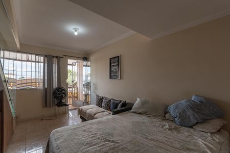 Casa à venda com 85m², 3 quartos e 1 vaga Casa à venda com 85m², 3 quartos e 1 vagaSala