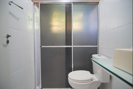 Casa à venda com 85m², 3 quartos e 1 vaga Casa à venda com 85m², 3 quartos e 1 vagaBanheiro