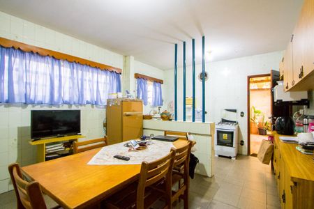 Casa à venda com 250m², 3 quartos e 3 vagas Casa à venda com 250m², 3 quartos e 3 vagasCopa/Cozinha