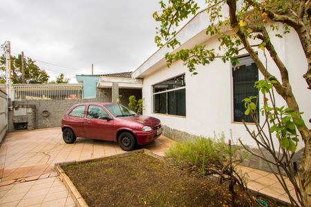 Casa à venda com 250m², 3 quartos e 3 vagas Casa à venda com 250m², 3 quartos e 3 vagasGaragem