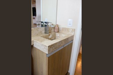 Apartamento à venda com 50m², 2 quartos e 2 vagas Apartamento à venda com 50m², 2 quartos e 2 vagasBanheiro