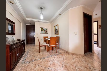 Apartamento à venda com 80m², 3 quartos e 1 vaga Apartamento à venda com 80m², 3 quartos e 1 vagaSala