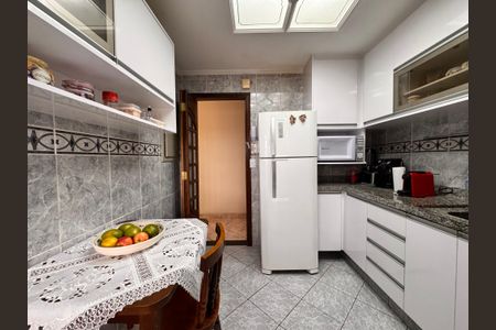 Apartamento à venda com 80m², 3 quartos e 1 vaga Apartamento à venda com 80m², 3 quartos e 1 vagaCozinha