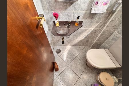 Apartamento à venda com 80m², 3 quartos e 1 vaga Apartamento à venda com 80m², 3 quartos e 1 vagaBanheiro de serviço