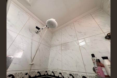 Apartamento à venda com 80m², 3 quartos e 1 vaga Apartamento à venda com 80m², 3 quartos e 1 vagaBanheiro