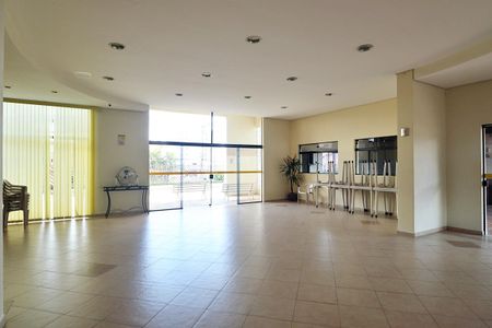 Apartamento à venda com 80m², 3 quartos e 1 vaga Apartamento à venda com 80m², 3 quartos e 1 vagaÁrea comum - Salão de festas