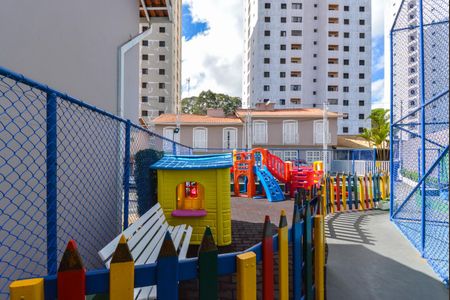 Casa de condomínio à venda com 77m², 2 quartos e 1 vaga Casa de condomínio à venda com 77m², 2 quartos e 1 vagaÁrea Comum - Playground