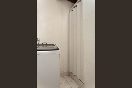 Casa de condomínio à venda com 77m², 2 quartos e 1 vaga Casa de condomínio à venda com 77m², 2 quartos e 1 vagaÁrea de Serviço