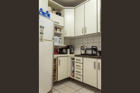 Casa de condomínio à venda com 77m², 2 quartos e 1 vaga Casa de condomínio à venda com 77m², 2 quartos e 1 vagaCozinha